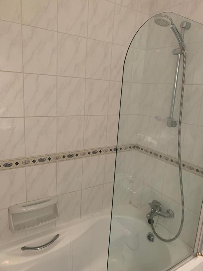 Paphos Comfortable 2 Bedroom Apartment In Popular Limnaria Gardens מראה חיצוני תמונה