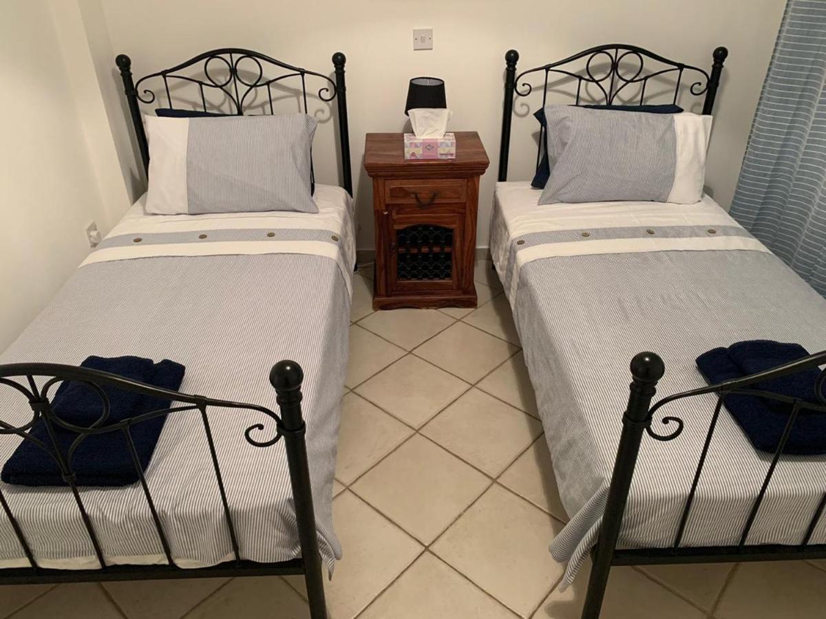Paphos Comfortable 2 Bedroom Apartment In Popular Limnaria Gardens מראה חיצוני תמונה